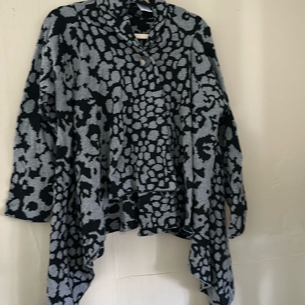 Women’s cardigan